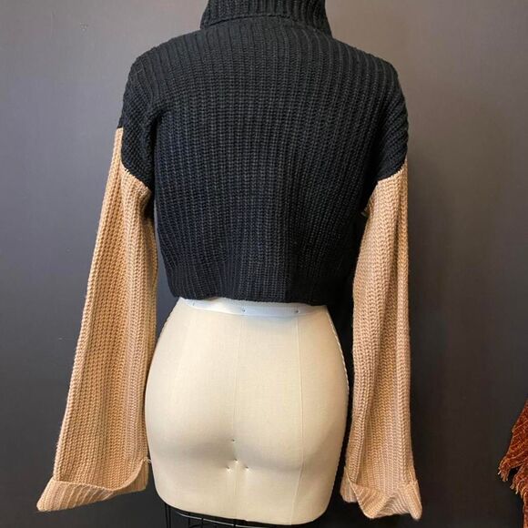 She + Sky Tan and Black Midriff Sweater - Picture 3 of 7